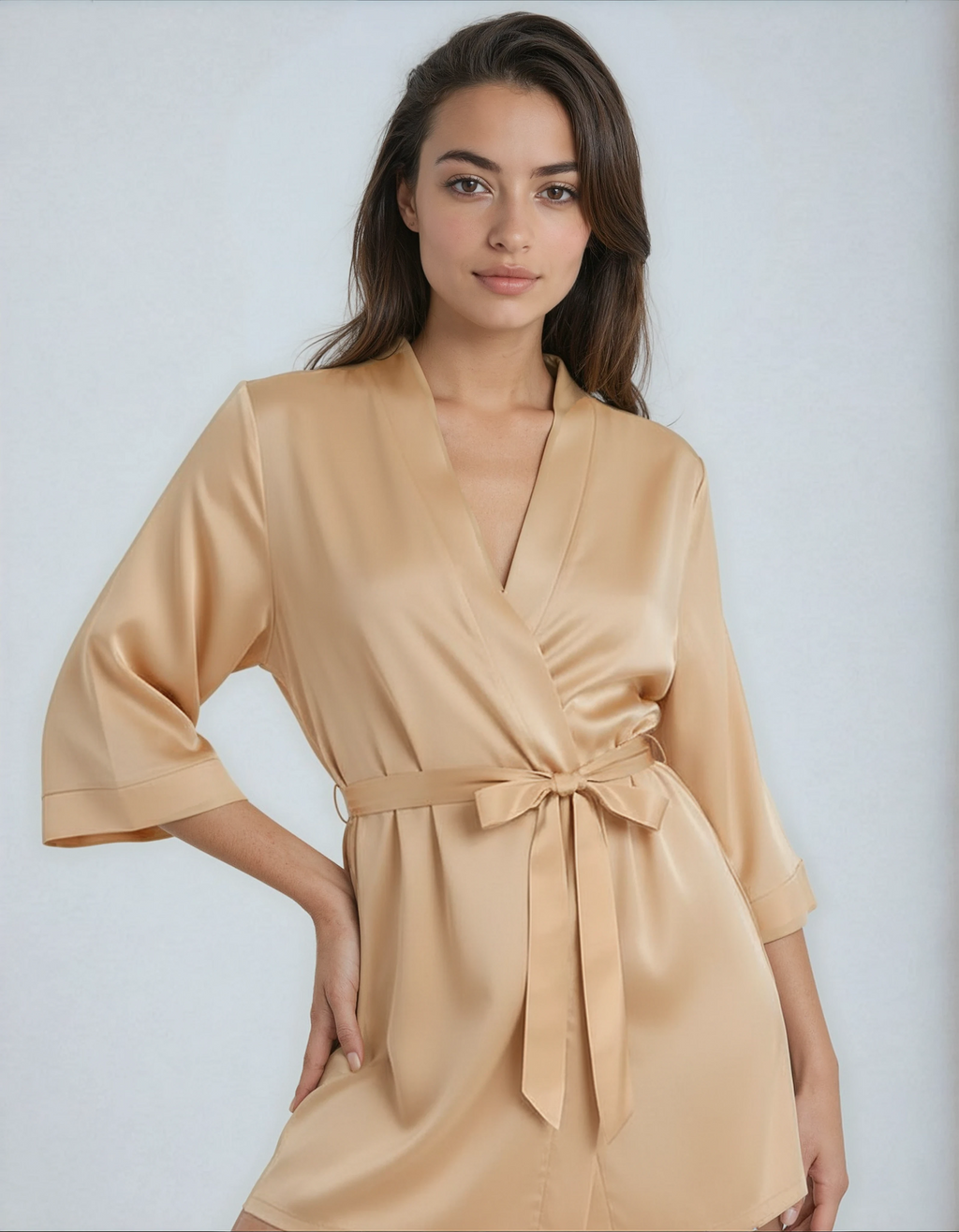 Selmira – Luxuriöser Satin-Kimono