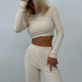 Damen nan eng anliegendes geripptes Cropped Longsleeve mit elastischer Highwaist-Loungehose Set