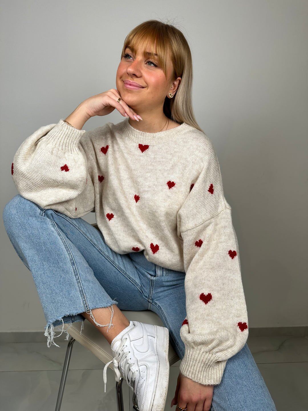 Damen nan oversized Strickpullover mit Herzintarsien und Ballonärmeln