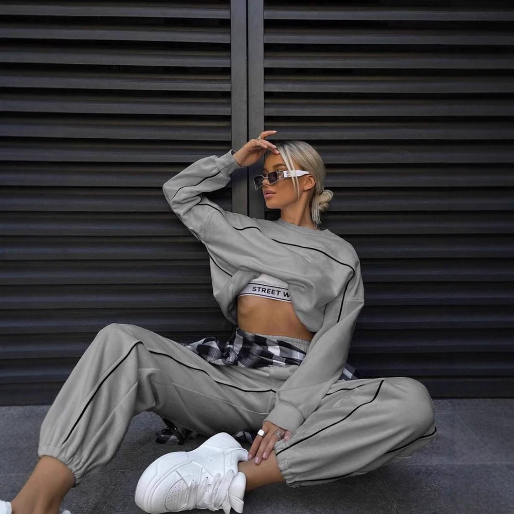 Damen nan kurzes Crop-Sweatshirt und lässige Jogginghose mit kontrastierenden Paspeln