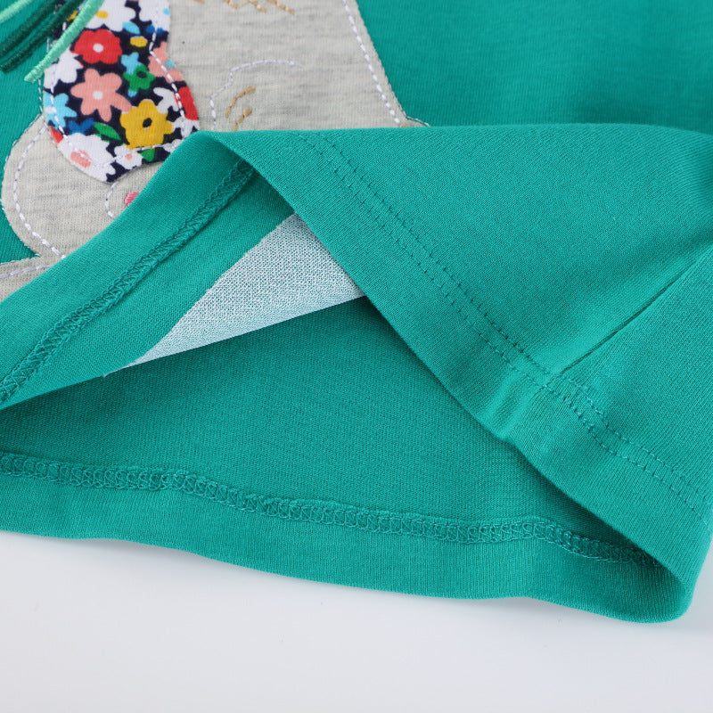 Kinder T-Shirt mit kreativem Hasen-Motiv