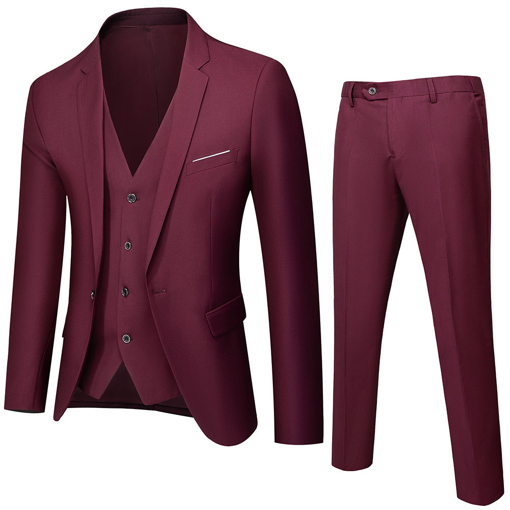 Herren nan dreiteiliges Business-Anzugset mit tailliertem Einreiher-Sakko, schmal geschnittener Weste und elegant geschnittener Anzughose