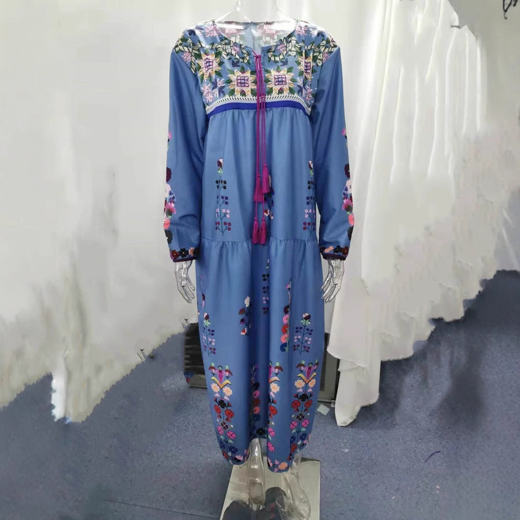 Damen nan besticktes Maxikleid mit langen Ärmeln, Quastenverschluss und folkloristischer Stickerei