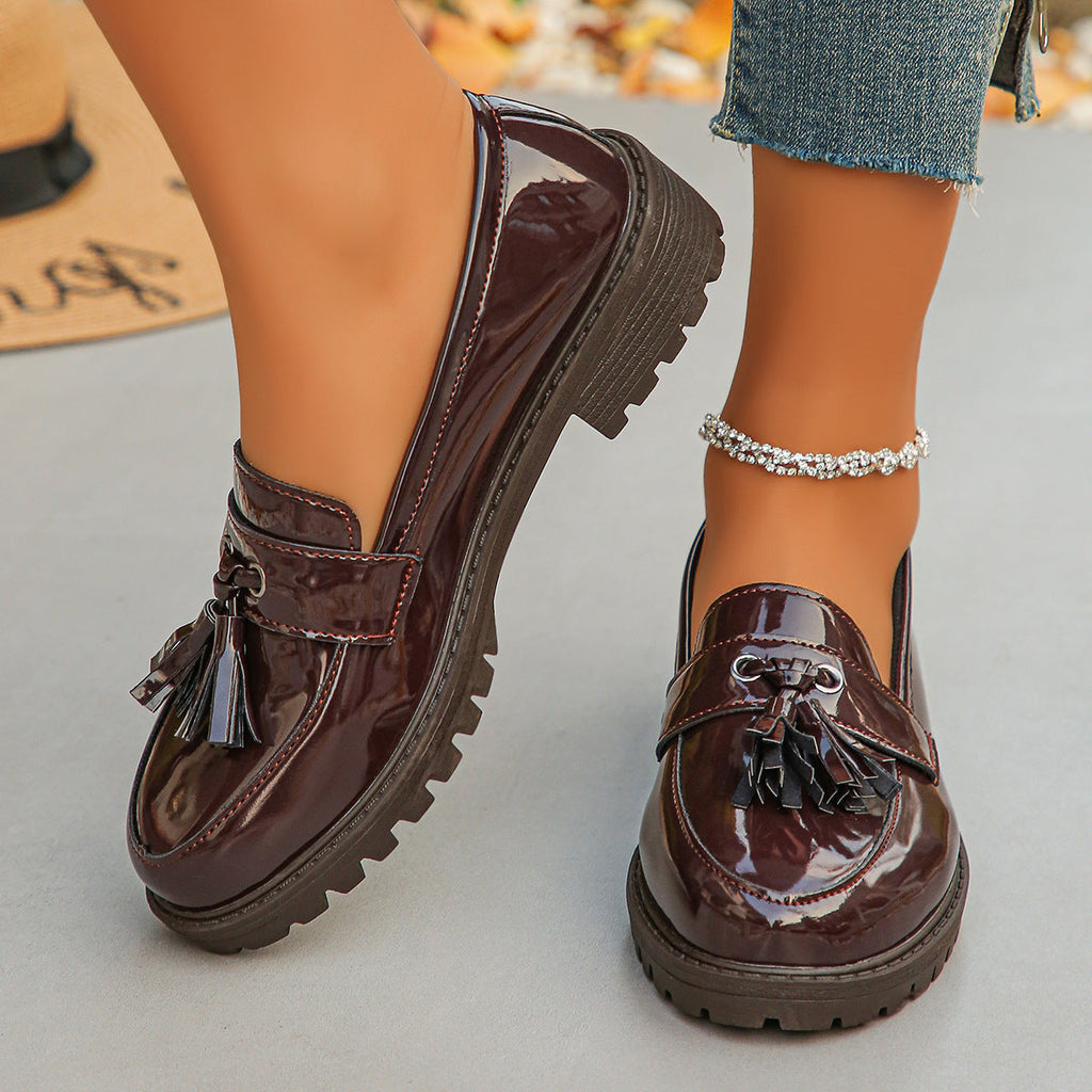 Damen nan elegante Lack-Tassel-Loafer mit profilierter Traktorsohle und gepolstertem Komfortfußbett