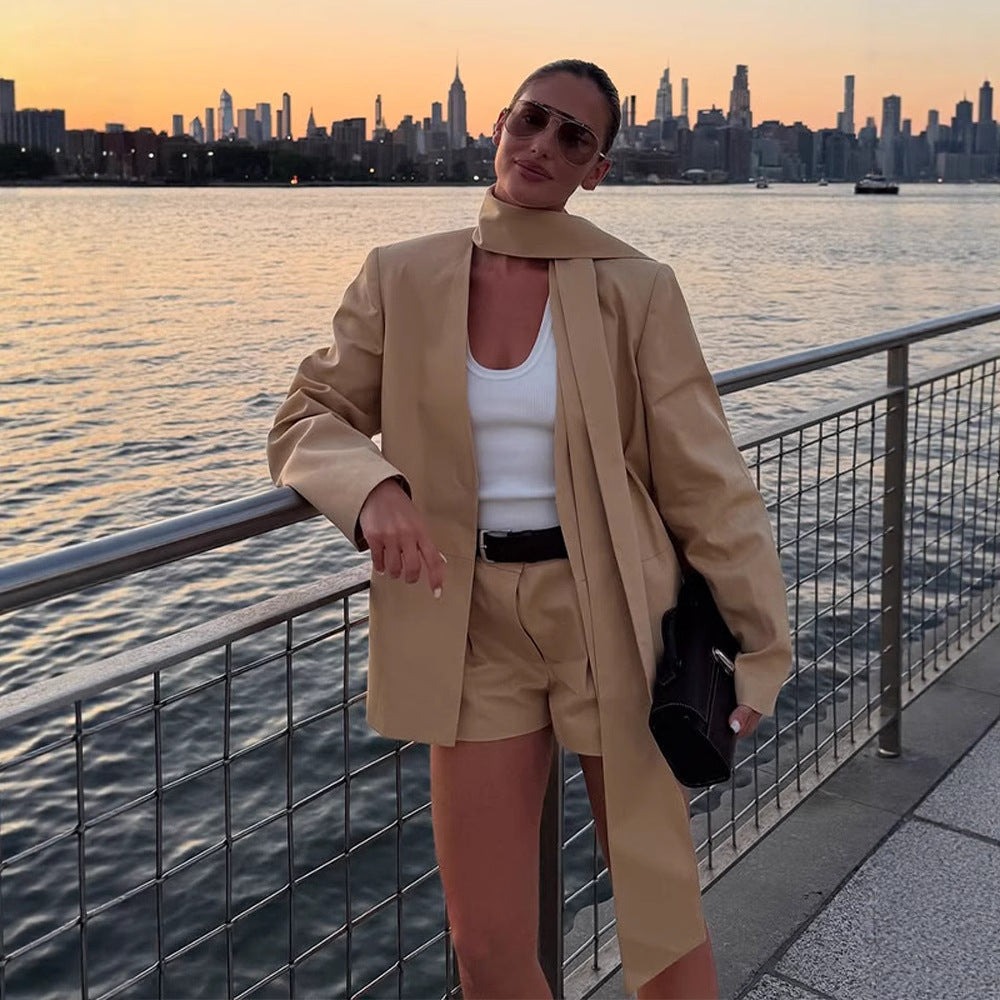 Damen Anzugjacke mit raffinierter Schluppe und weichem Schnitt Selmira