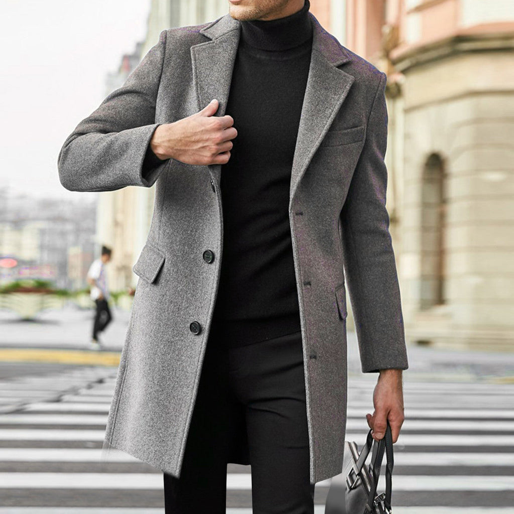 Herren nan eleganter Wollmantel mit schmaler Passform, Reverskragen und praktischen Innentaschen