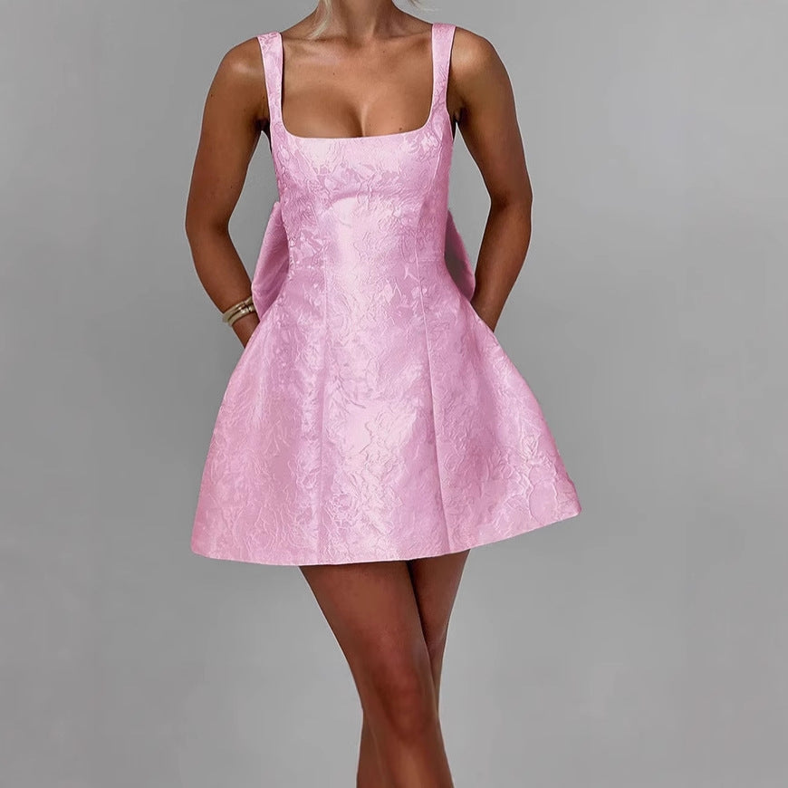 Damen A-Linien Kleid mit floralem Jacquard-Muster und schmalen Trägern Selmira