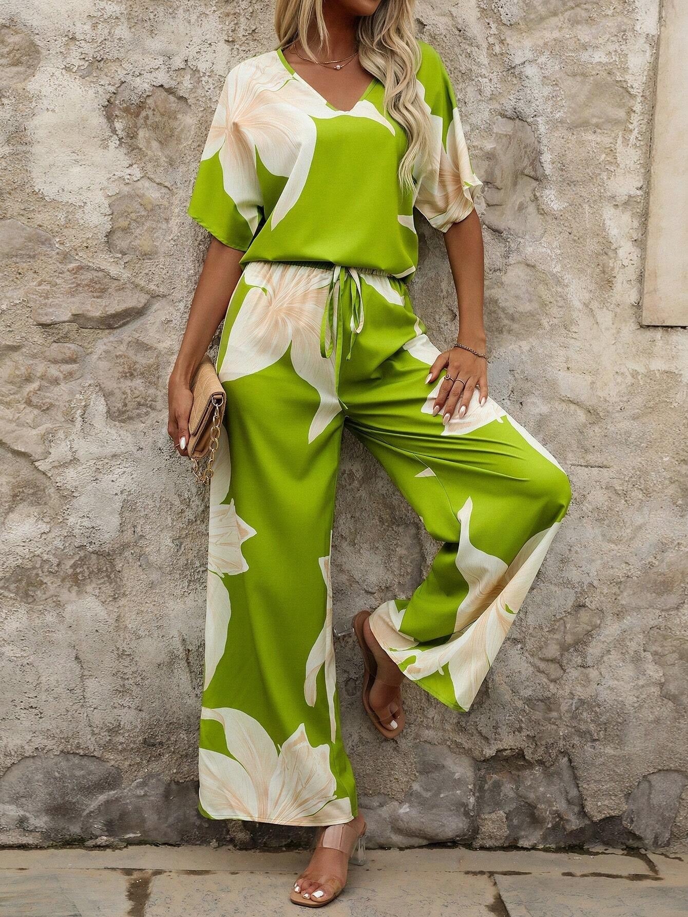 Damen luftiger Hosenanzug mit floralem Print und elastischem Bund Selmira