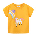 Mädchen T-Shirt mit buntem Einhorn- und Regenbogenmotiv