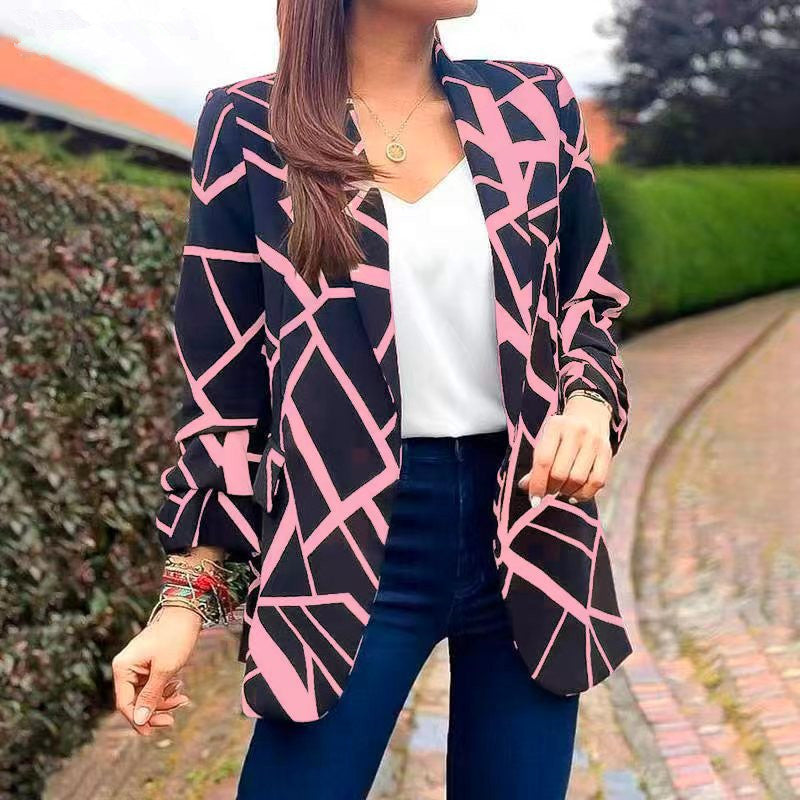 Damen Blazer mit modernem geometrischen Muster und lässiger Passform Selmira