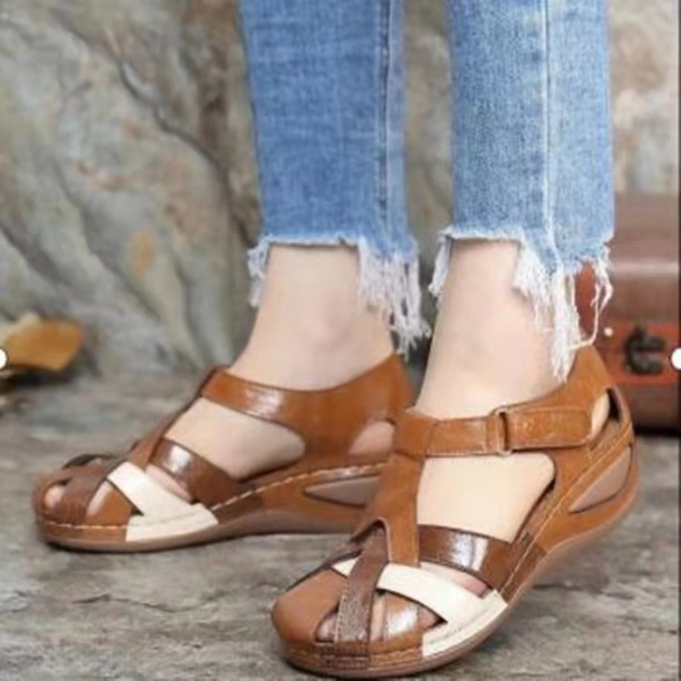 Damen Atmungsaktive Riemensandaletten mit elegantem Designschnitt und verstellbarem Riemen Selmira