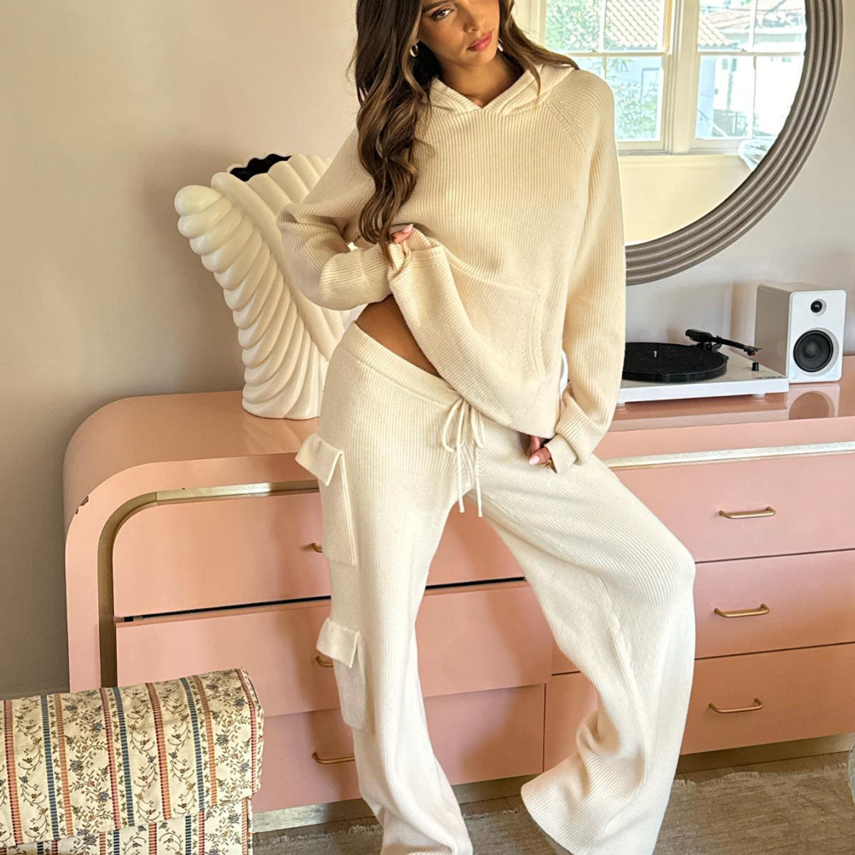 Damen nan gerippter Kapuzenpullover aus Feinstrick mit Kängurutasche und relaxed Fit