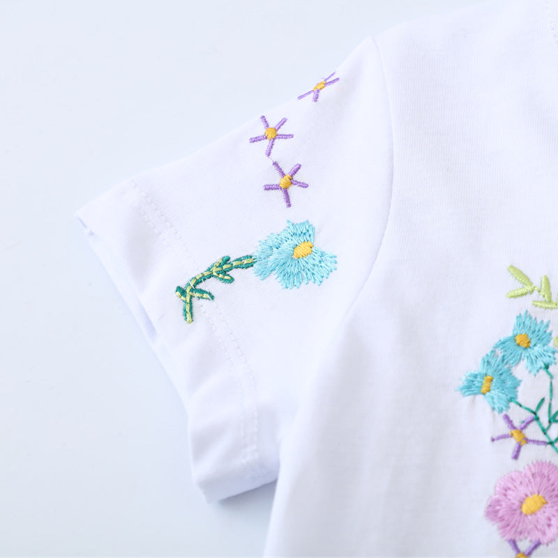 Mädchen Freizeitkleid mit bezaubernder Blumen- und Schmetterlingsstickerei