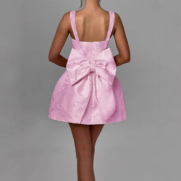 Damen A-Linien Kleid mit floralem Jacquard-Muster und schmalen Trägern Selmira