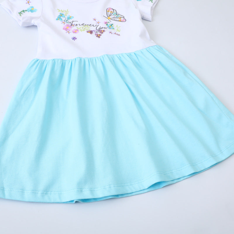 Mädchen Freizeitkleid mit bezaubernder Blumen- und Schmetterlingsstickerei