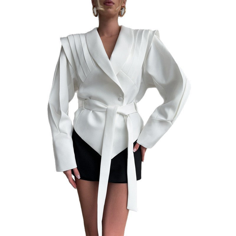Damen Couture Blazer mit elegantem Kragen und Taillengürtel Selmira