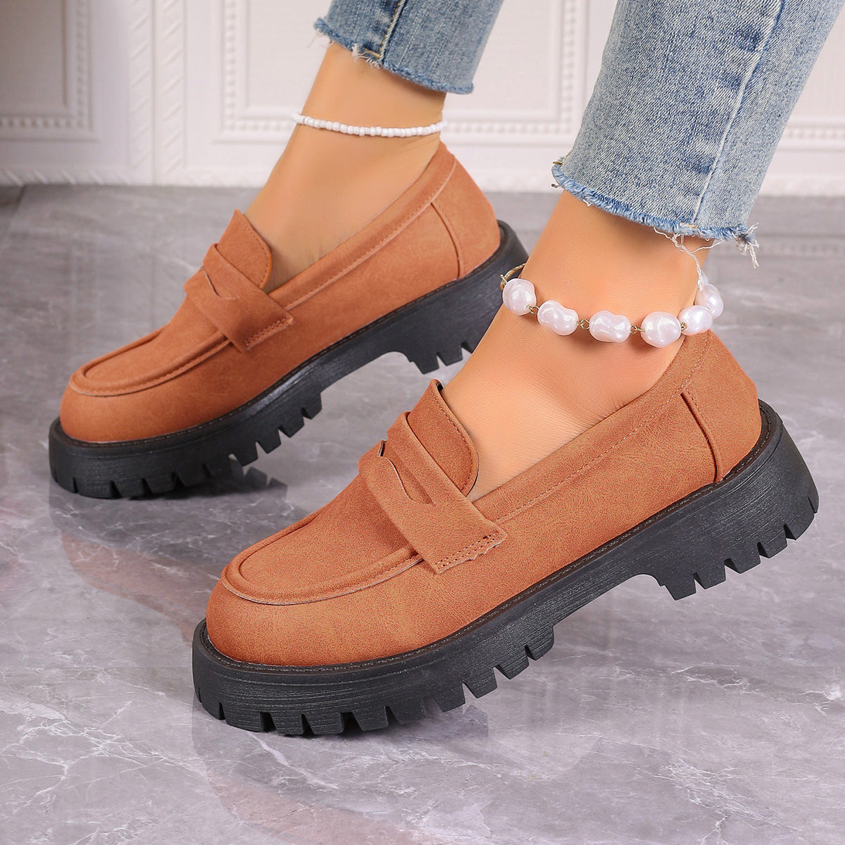 Damen nan Plateau-Loafer mit Profilsohle und Velourslederoptik