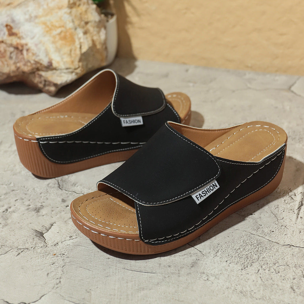 Damen Komfortable Wedge-Pantoletten mit flexibler Sohle und stylischem Riemen Selmira
