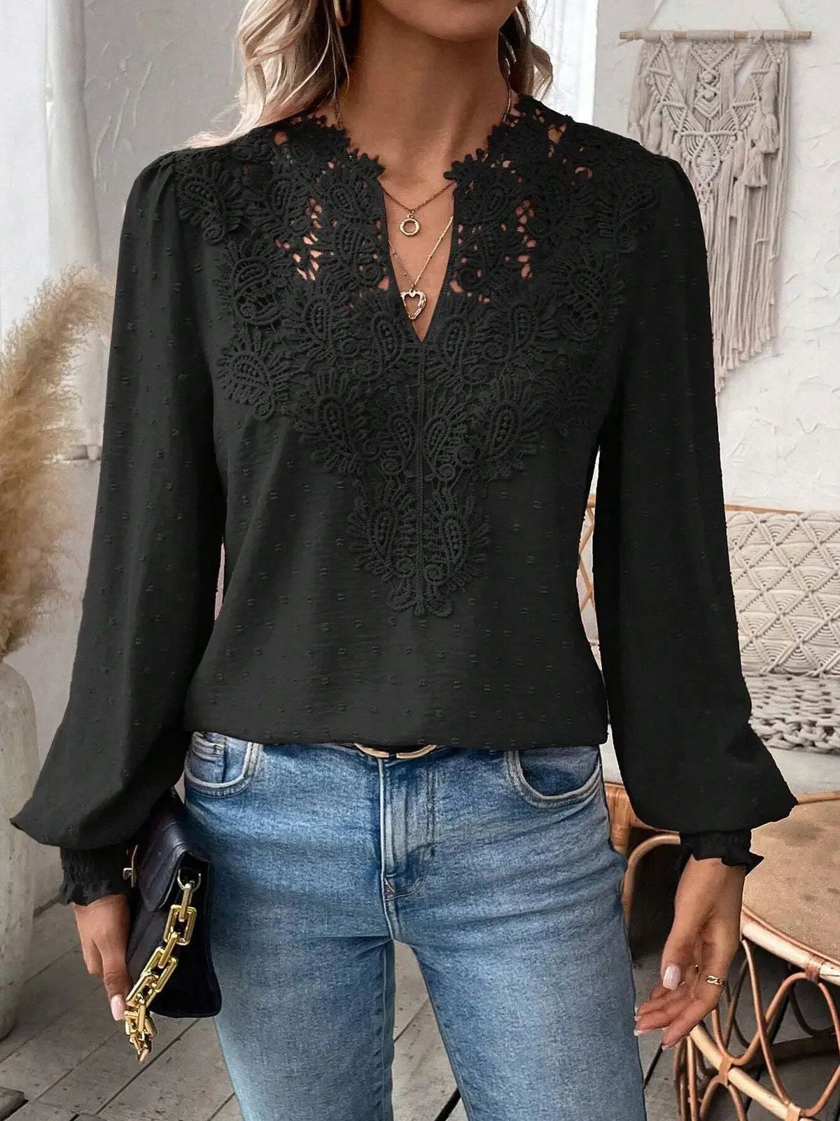 Damen nan Spitzenapplikation V-Ausschnitt Bluse mit Strukturpunkt, gerafften Manschetten und leicht taillierter Silhouette