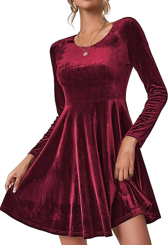 Damen A-Linien Kleid aus samtiger Qualität mit langen Ärmeln und Rundhalsausschnitt Selmira
