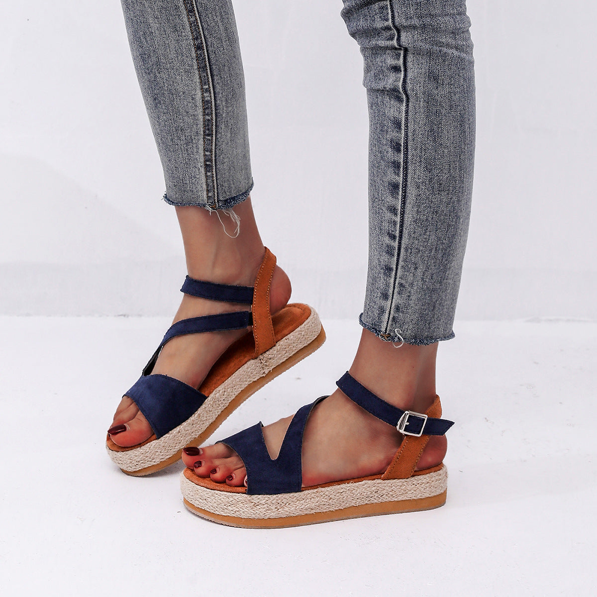 Damen Elegante und komfortable Keil-Sandalen mit verstellbarem Riemen Selmira