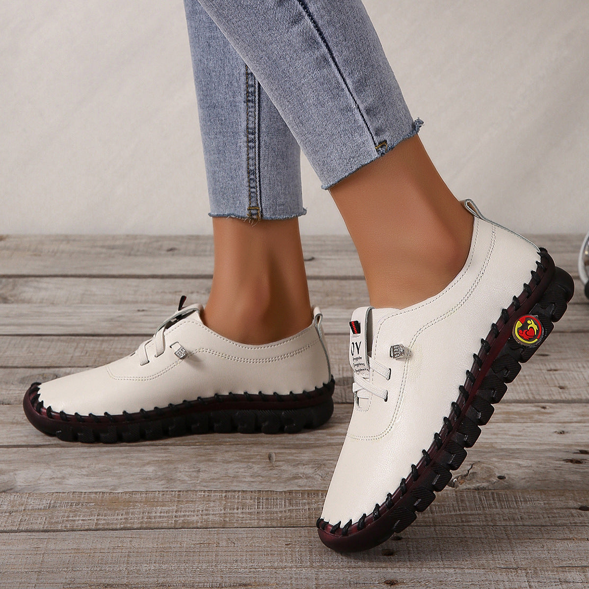 Damen Bequeme und leichte Freizeitschuhe mit rutschfester Sohle Selmira