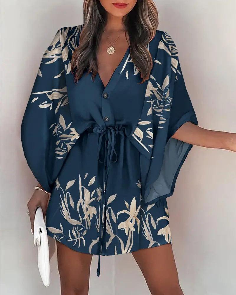 Damen angehendes Strandkleid mit eleganter Taillenbindung und einzigartigem Muster Selmira