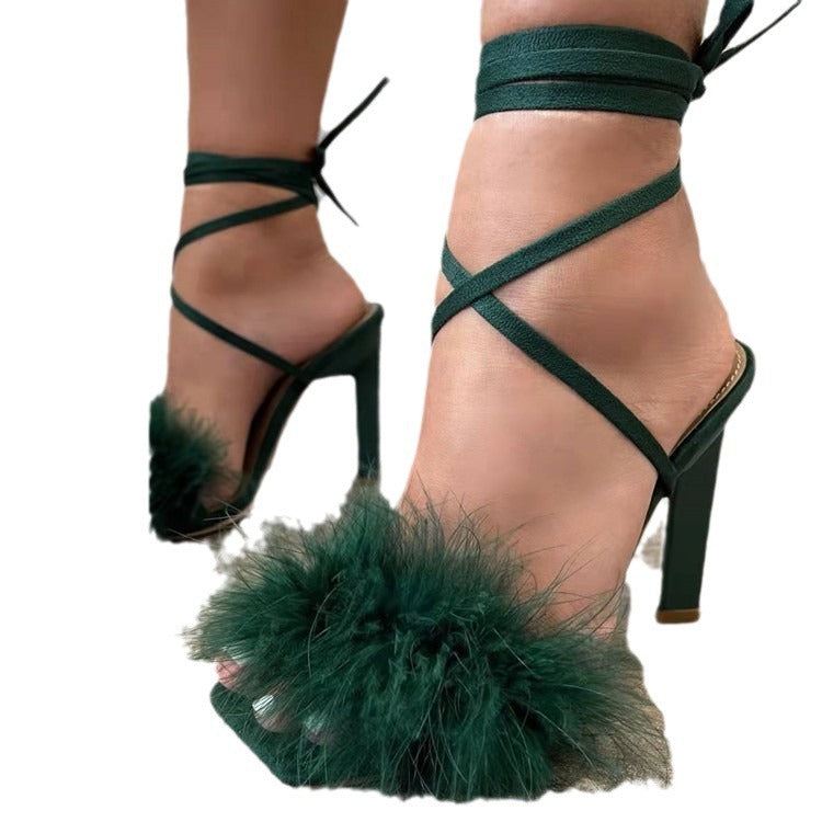 Damen High Heel Sandalen mit luxuriösem Federbesatz Selmira