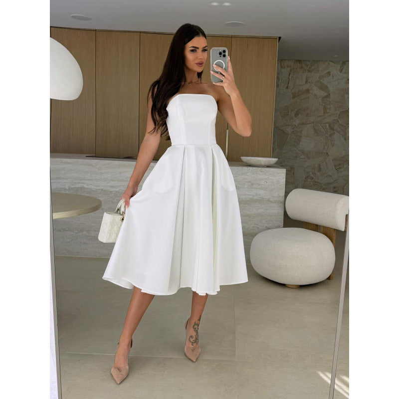 Damen elegantes Cocktailkleid mit trägerlosem Design Selmira
