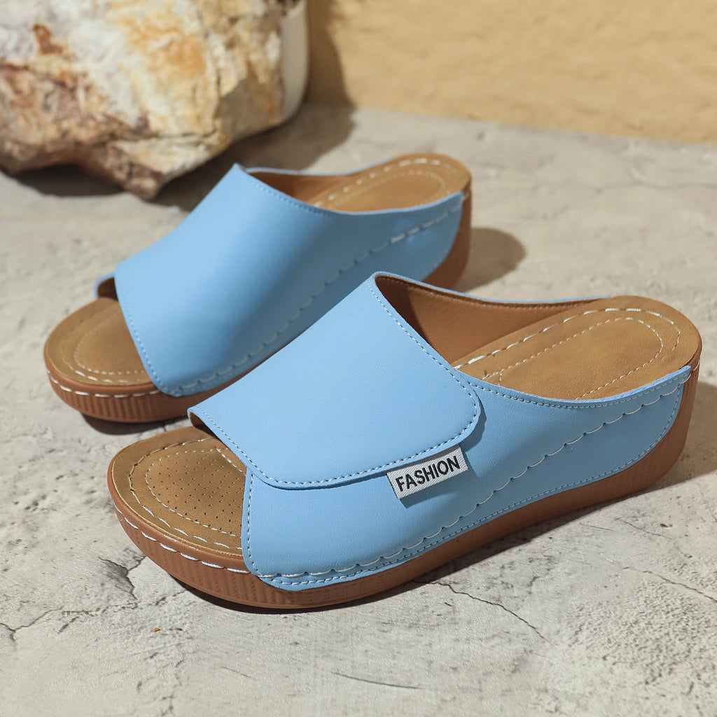 Damen Komfortable Wedge-Pantoletten mit flexibler Sohle und stylischem Riemen Selmira