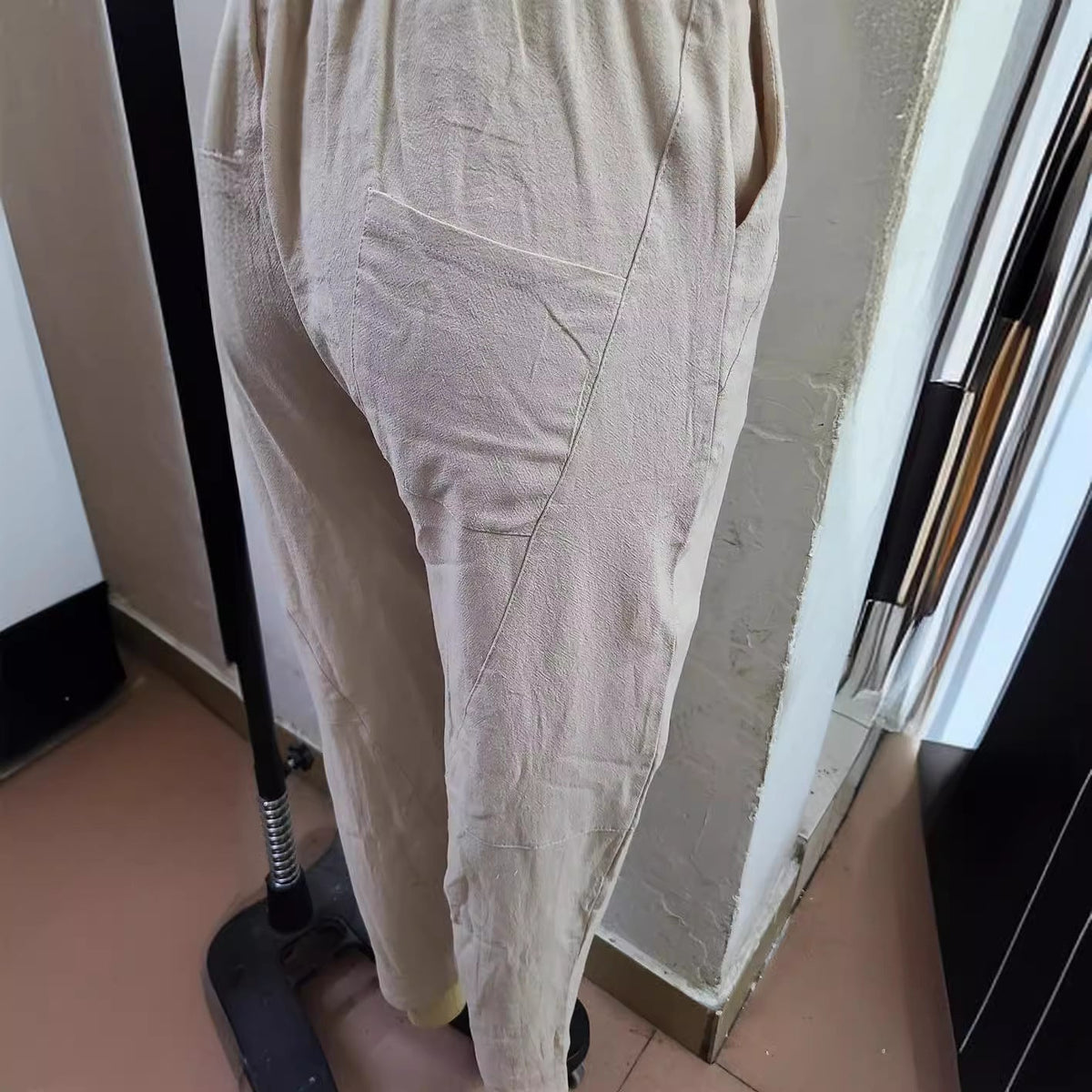 Herren nan lässige Leinenharemshose mit elastischem Bund und seitlichen Eingrifftaschen