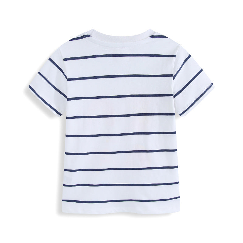 Kinder T-Shirt mit buntem Regenbogen und fröhlichem Sonnendesign