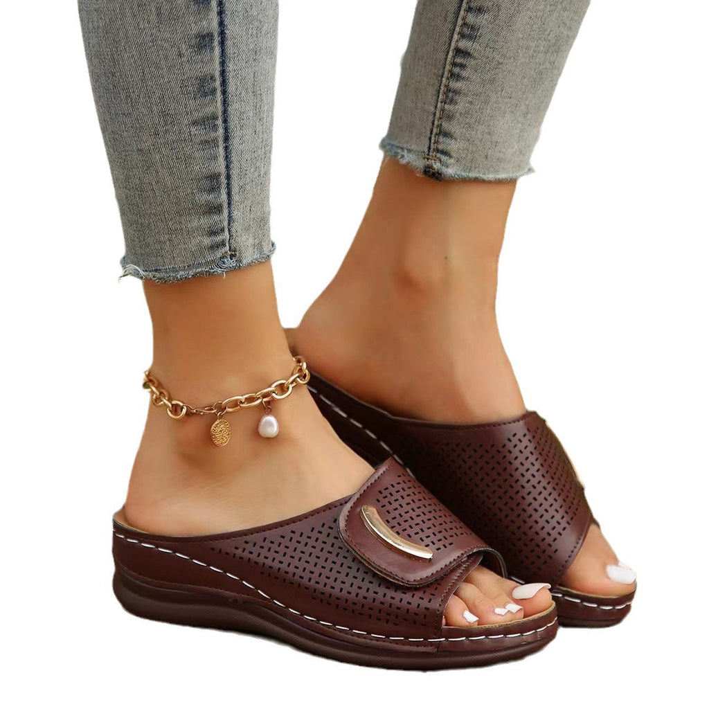 Damen Atmungsaktive und elegante Slide-Pantoletten mit modischer Perforation Selmira