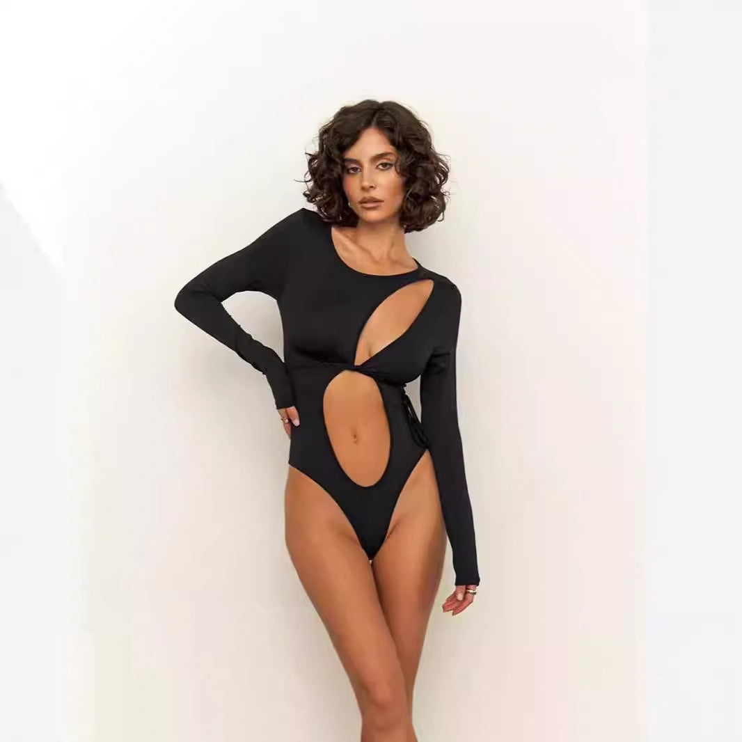Damen Einteiliger Badeanzug mit innovativem Cut-Out und langem Arm Selmira