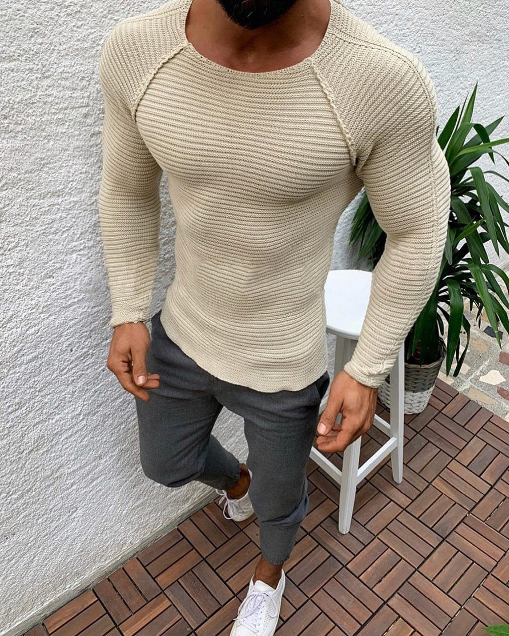 Herren nan figurbetonter Strickpullover mit Raglanärmeln und elastischer Struktur