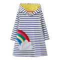 Mädchen Kapuzenkleid mit buntem Regenbogenmotiv