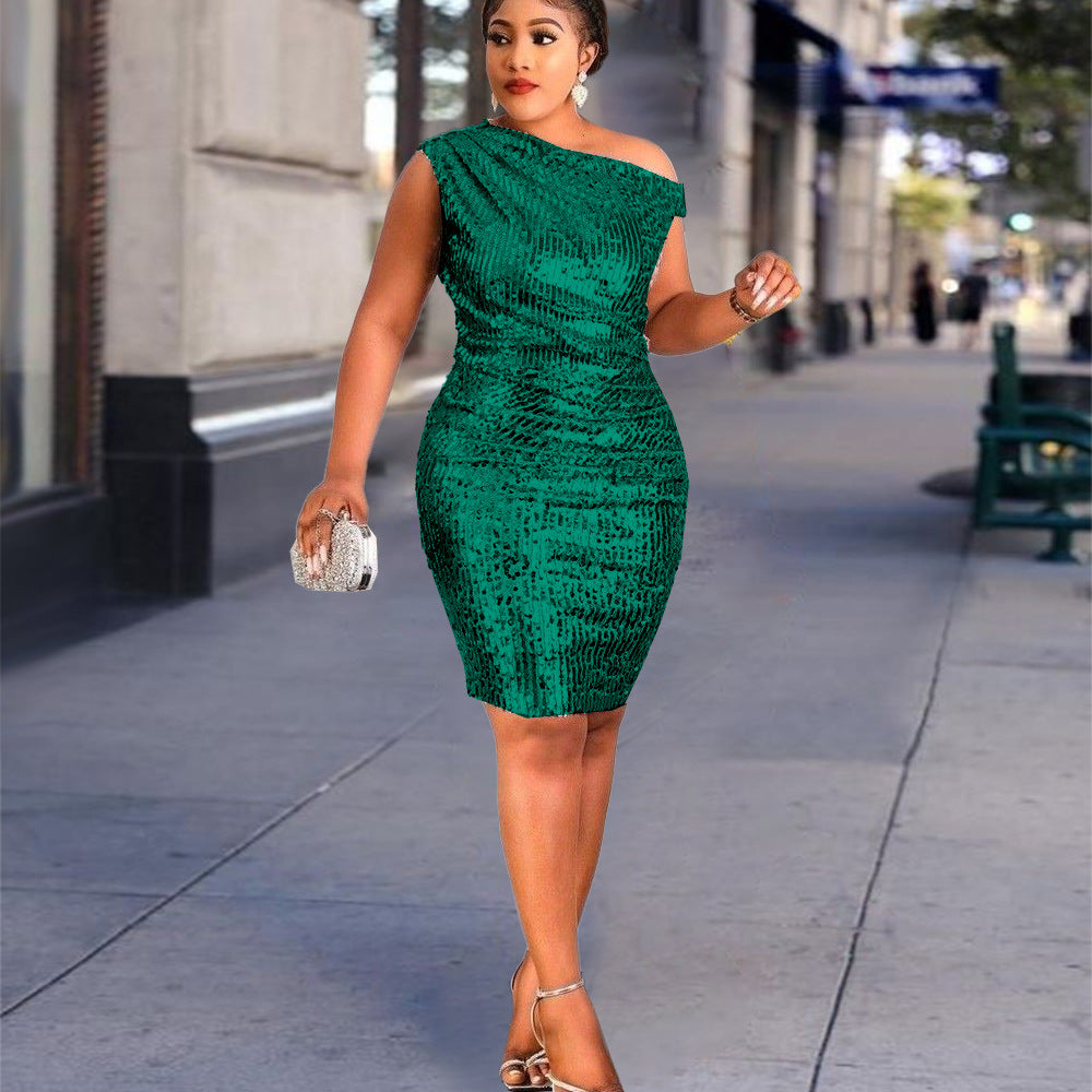 Damen Cocktailkleid mit asymmetrischem Design und elegantem Schimmer Selmira