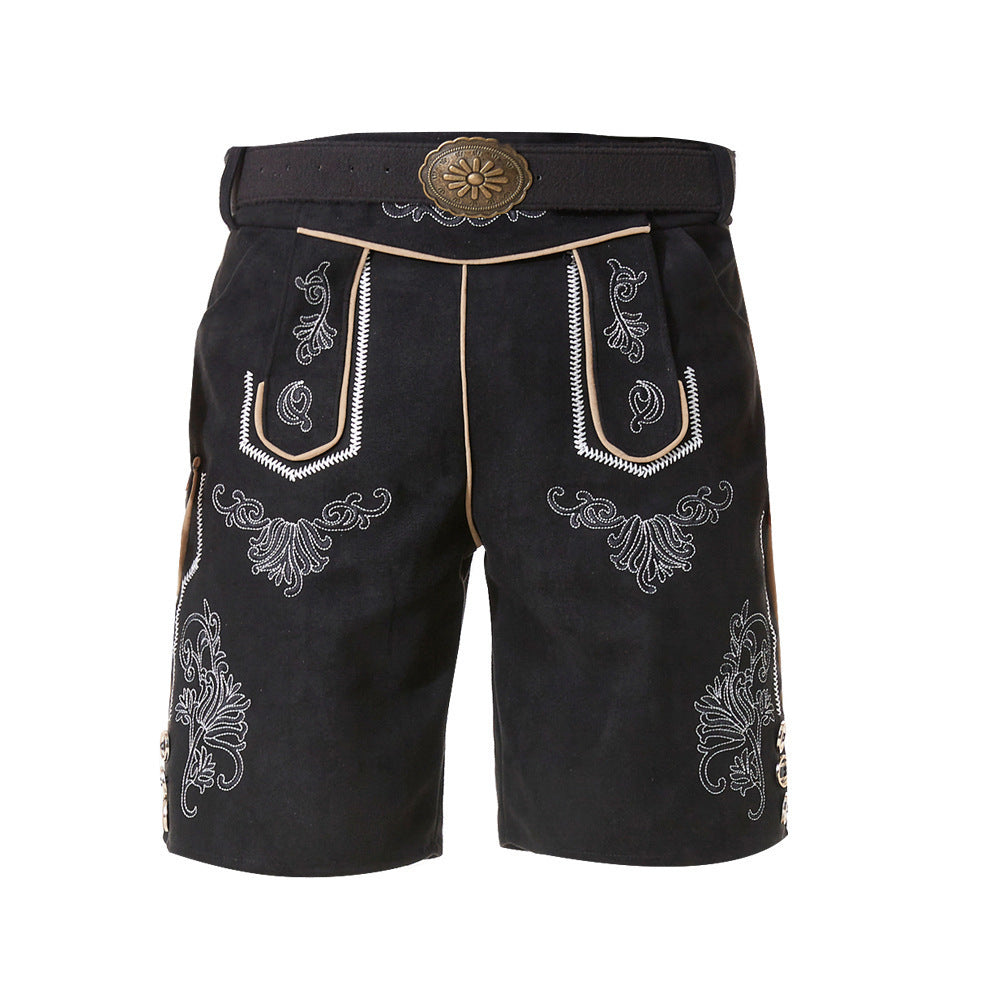 Herren nan kurze Trachtenlederhose mit filigranen Stickereien und Zierschnalle
