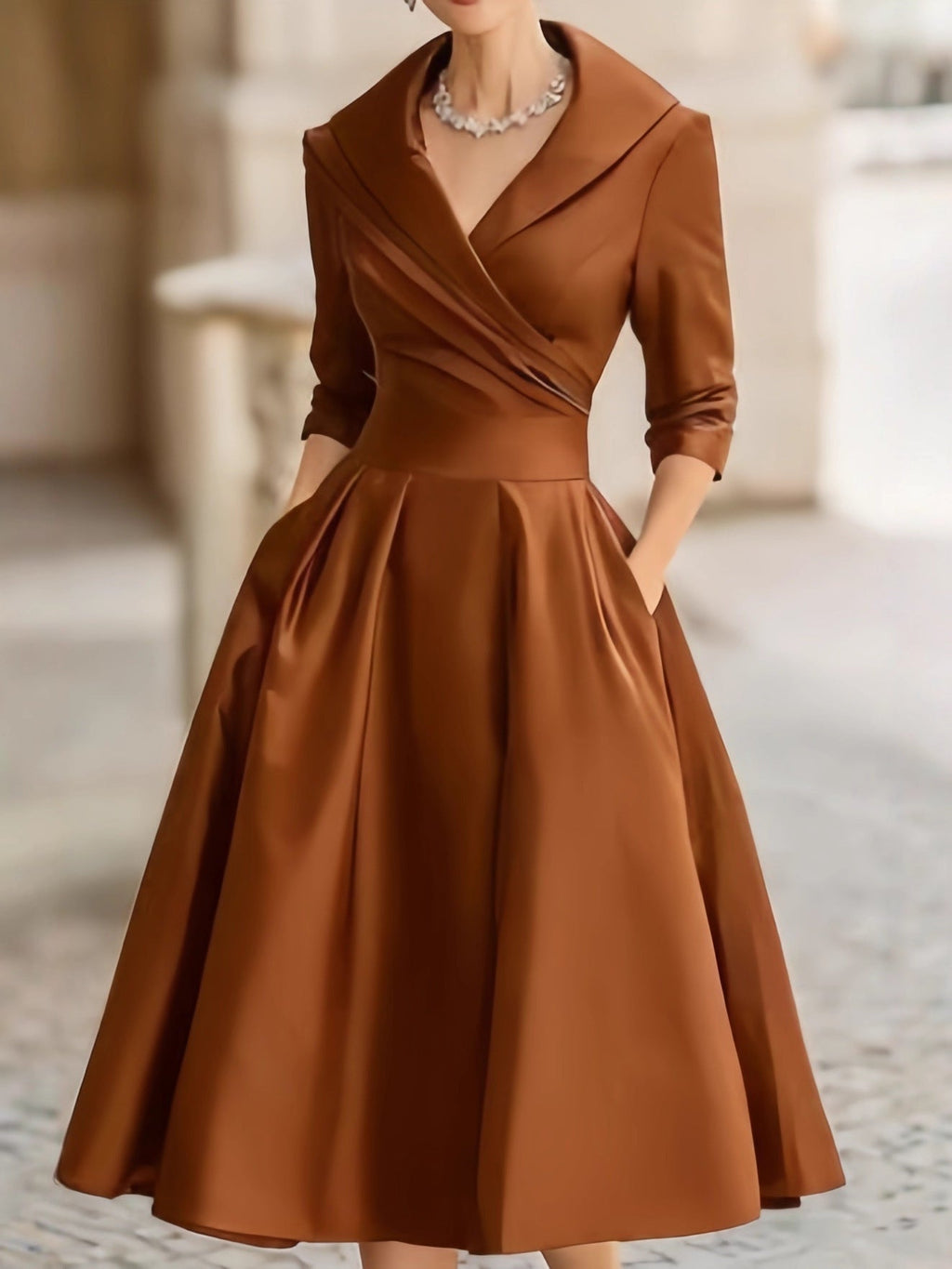 Damen nan elegantes Midikleid mit Wickeloberteil, Dreiviertelärmeln und Eingrifftaschen