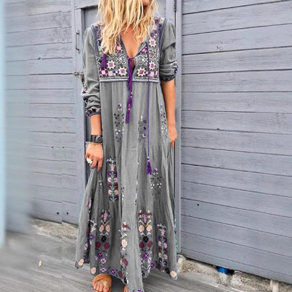Damen nan besticktes Maxikleid mit langen Ärmeln, Quastenverschluss und folkloristischer Stickerei