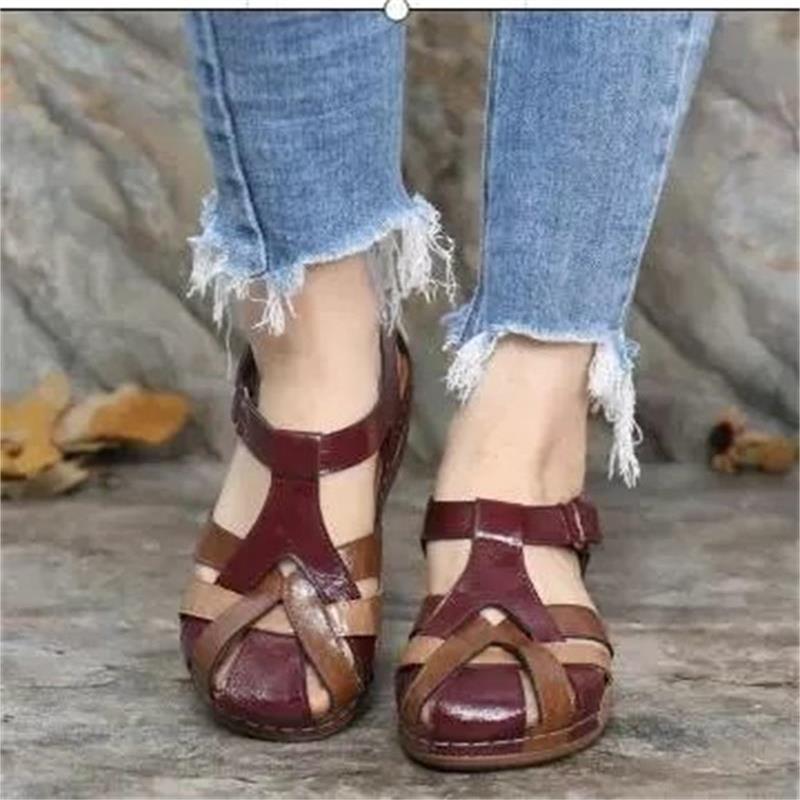 Damen Atmungsaktive Riemensandaletten mit elegantem Designschnitt und verstellbarem Riemen Selmira