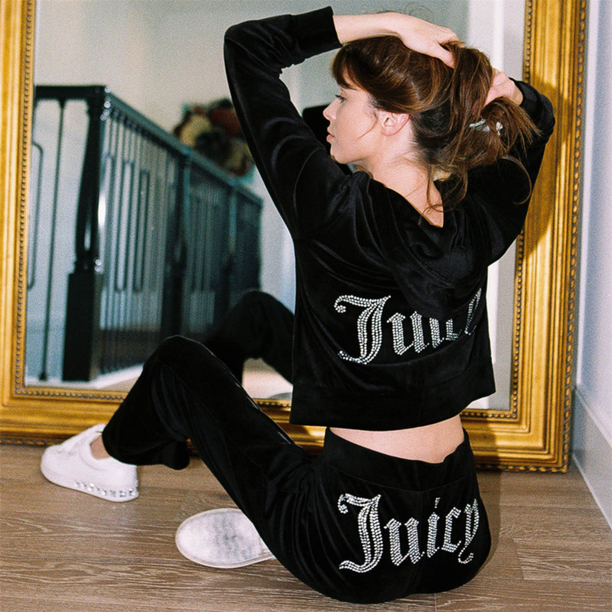 Damen nan luxuriöser Velours Trainingsanzug mit Reißverschlussjacke und Jogginghose