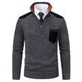 Herren nan Feinstrick-Halbzip-Pullover mit Stehkragen, Brusttasche und Schulterbesatz