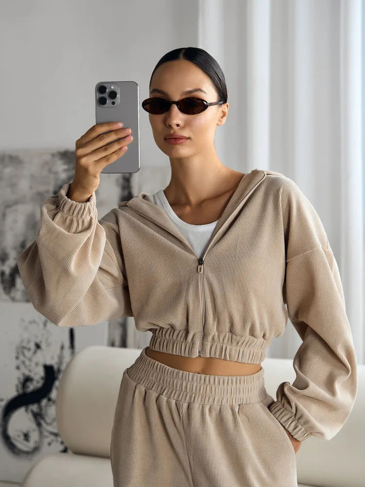 Damen nan kurzes Kapuzen-Loungewear-Set mit durchgehendem Reißverschluss, elastischem Komfortbund und gerippter Struktur