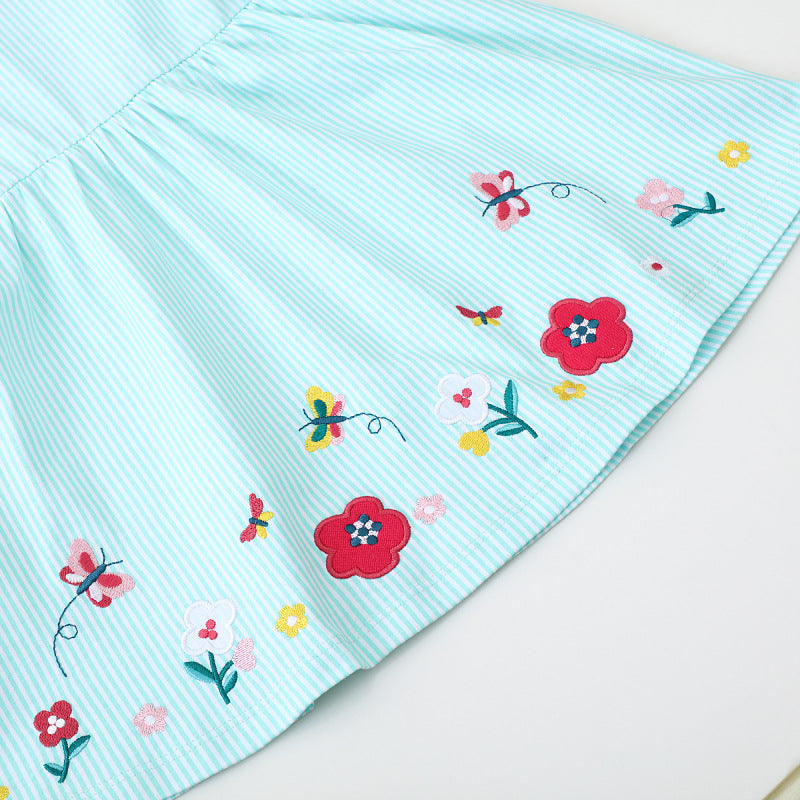 Mädchen Sommerkleid mit farbenfrohen Blumenstickereien