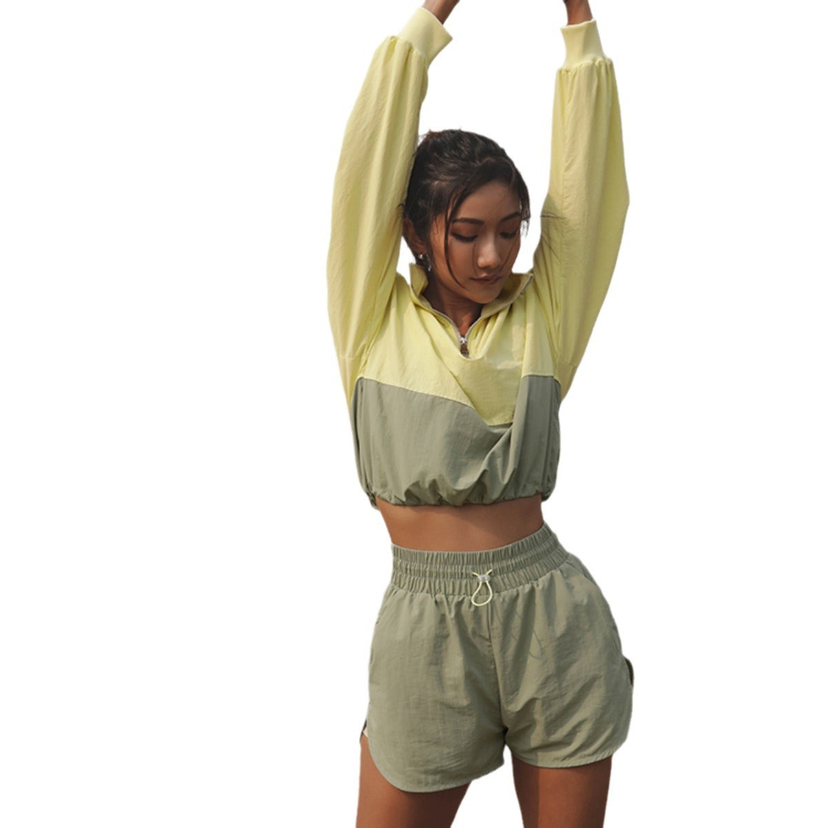 Damen nan sportliches kurzes Trainingsset mit halbem Reißverschluss, Tunnelzug und elastischen Laufshorts