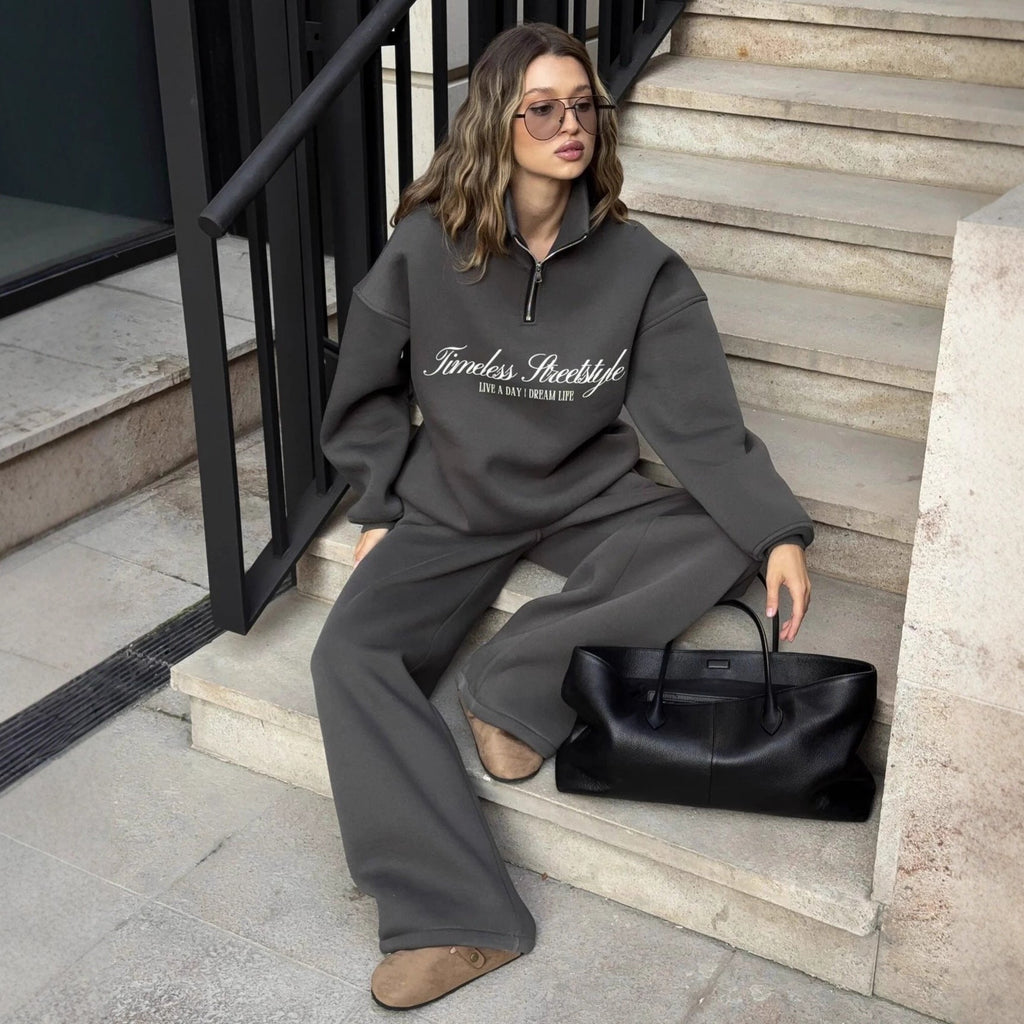 Damen nan oversized Halbzip-Sweatshirt mit hohem Stehkragen und Statement-Print
