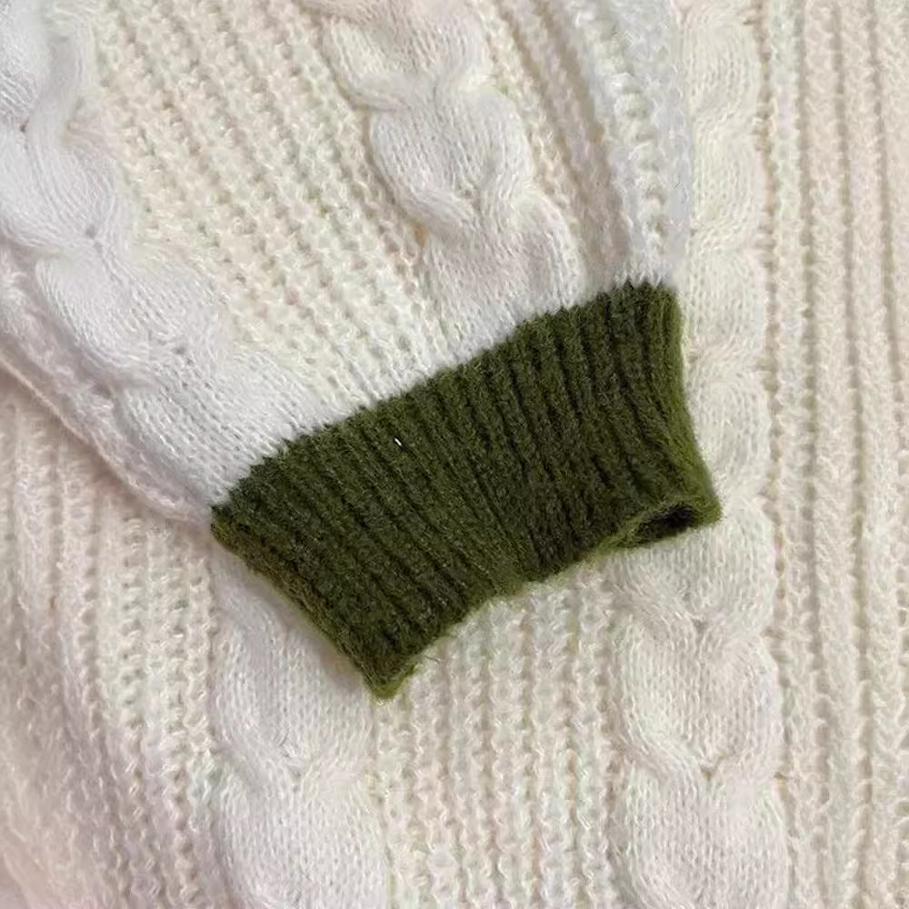 Damen nan gestrickter Oversize-Cardigan mit Zopfmuster, V-Ausschnitt, Knopfleiste und floraler Ärmelstickerei