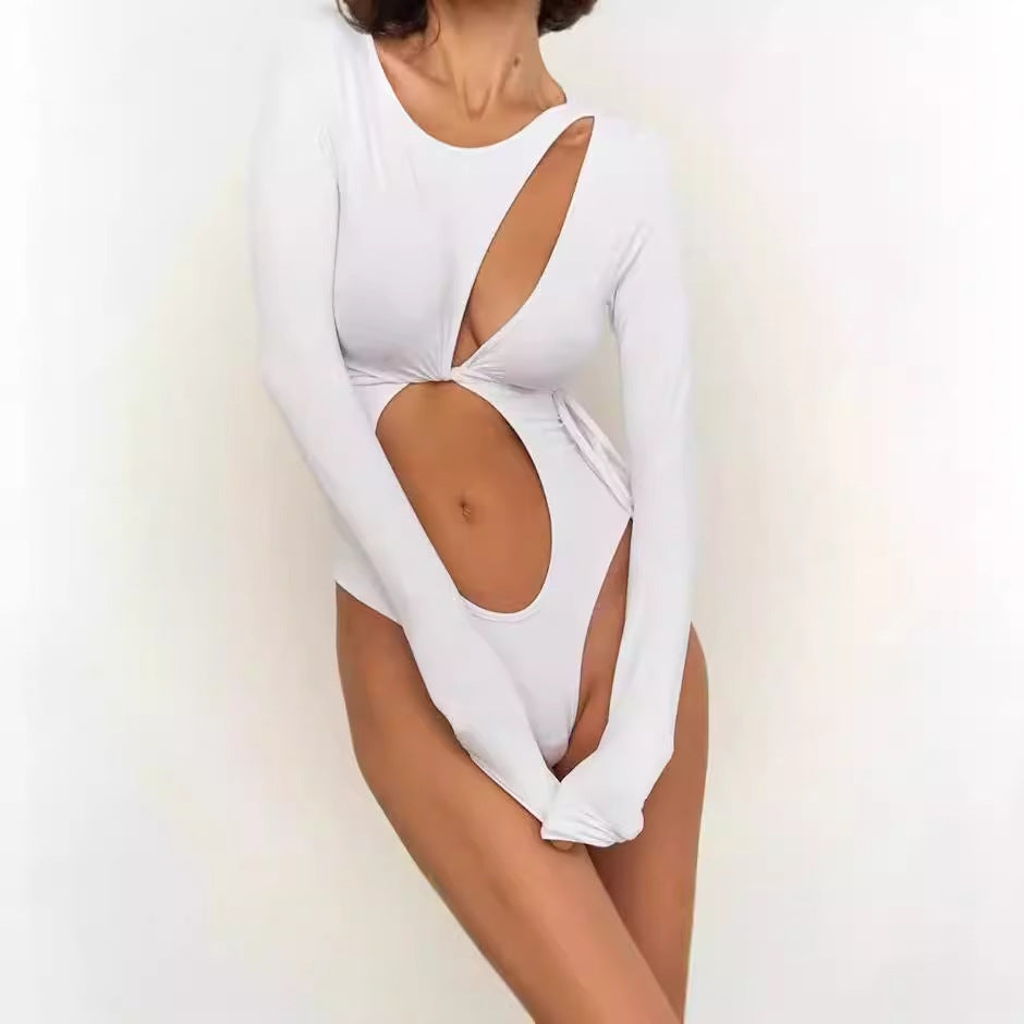 Damen Einteiliger Badeanzug mit innovativem Cut-Out und langem Arm Selmira