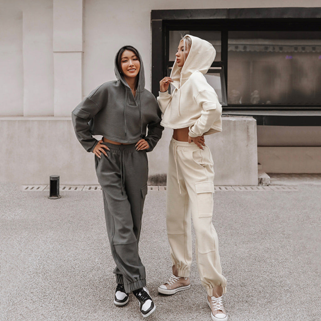 Damen nan Cropped Kapuzenpullover mit Highwaist Cargo-Joggingshose Set